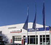 Petr Novotn (Dacia Banner fiberglass, Mitsubishi Banner hlink)