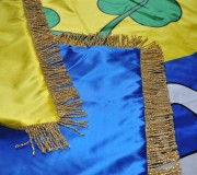 Interiérová vlajka - Saténová s třásněmi