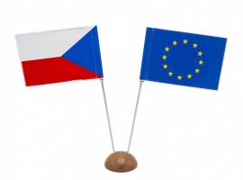 Stoln vlajeky a stojnky