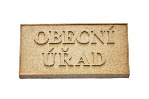 P�skovcov� tabule s textem OBECN� ��AD