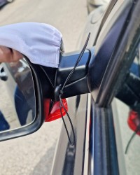 �esk� vlajka na zrc�tko auta - p�r